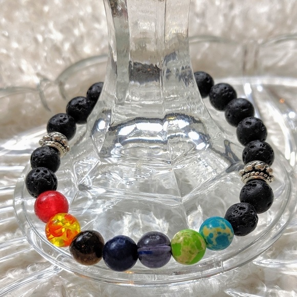 New 7 Chakra Black Agate Lava Rock Healing Bracelet - Picture 1 of 6